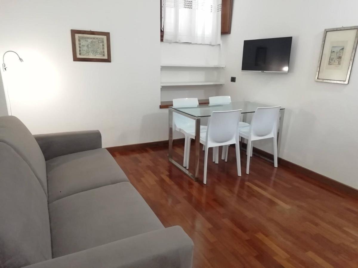 Re Lear Lägenhet Verona Exteriör bild