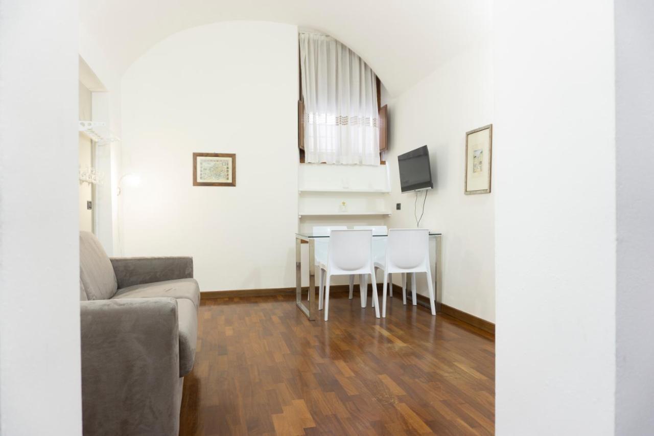 Re Lear Lägenhet Verona Exteriör bild