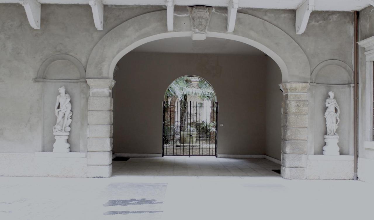 Re Lear Lägenhet Verona Exteriör bild